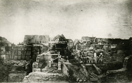 Durch einen Brand zerstörte Linsengasse in Bensheim, 17. Juli 1868